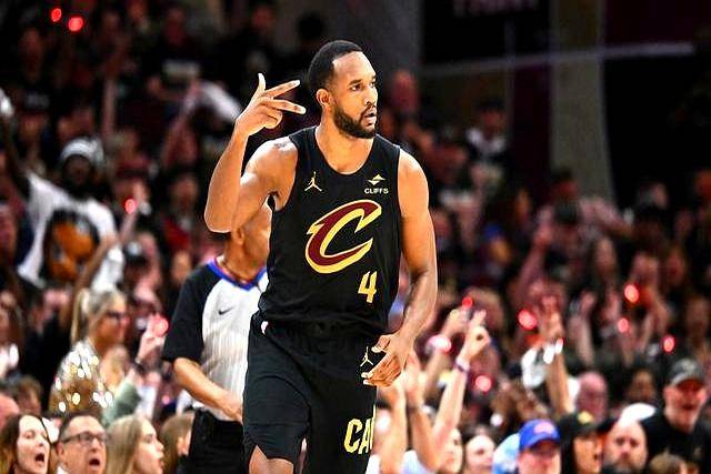 包含贝尔格莱德红星全黑客场,年轻新秀崭露头角的词条 包含贝尔格莱德红星全黑客场,年轻新秀崭露头角的词条